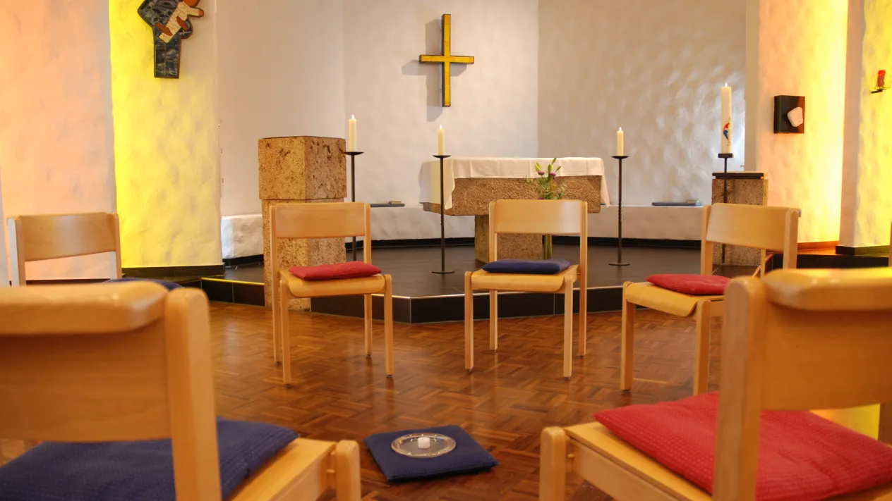 StilleImZentrum Roland Caamano StilleImZentrum Roland Caamano